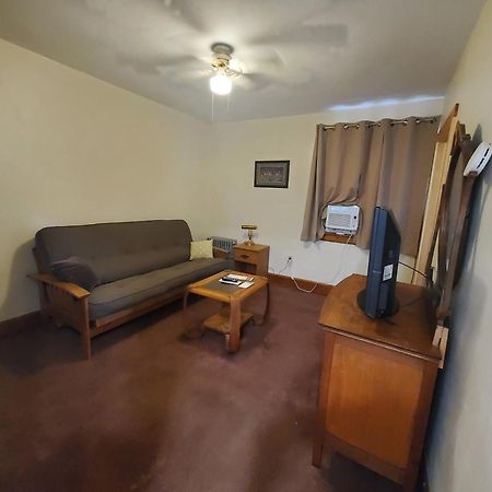 Lakewood Lodge & Restaurant Екстер'єр фото